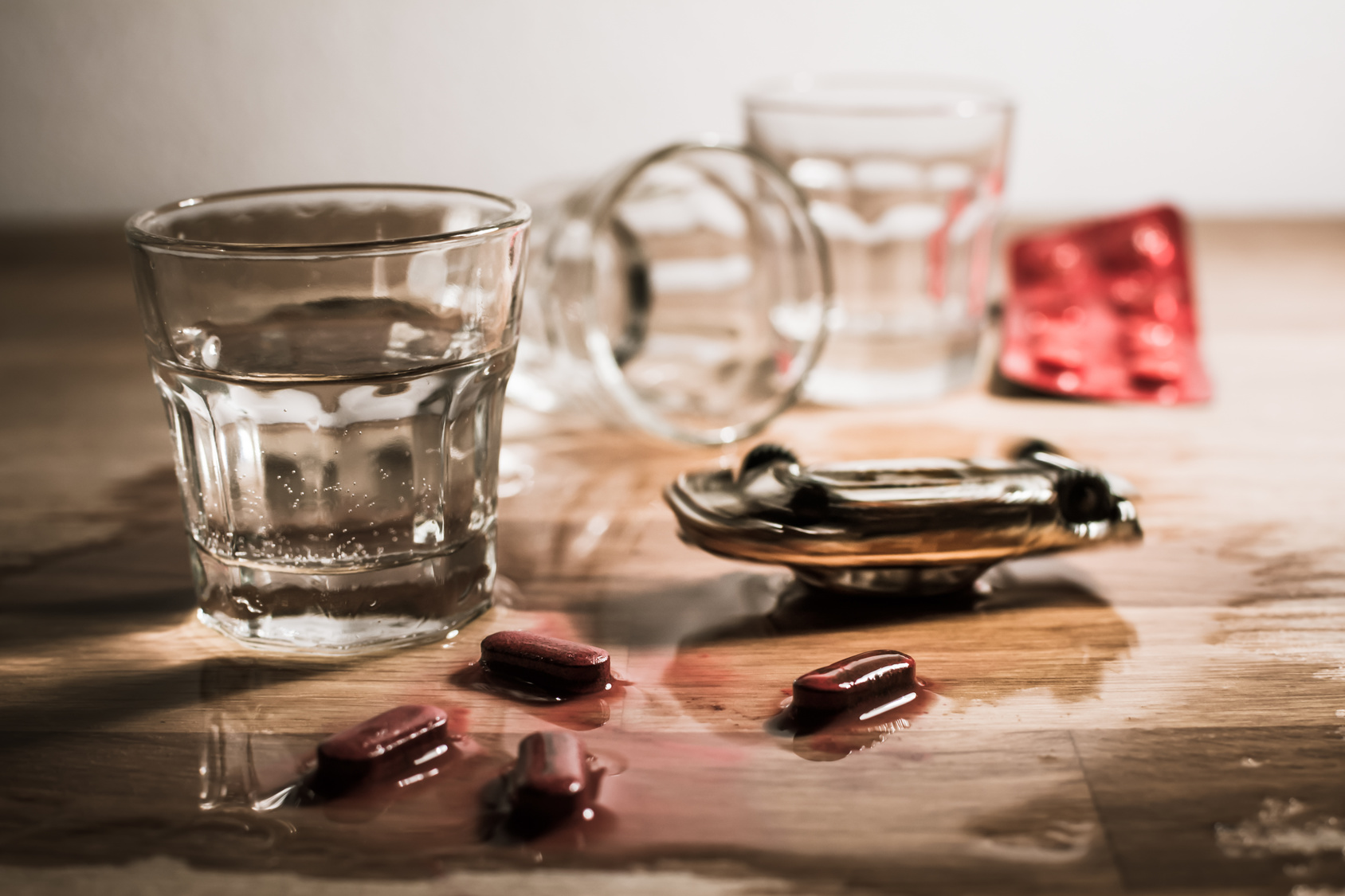 Media Name: Fotolia_104500419_alcohol et drogue au volant.jpg