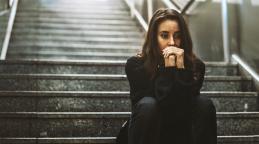Femme angoissée