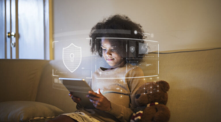 5 clés pour protéger la vie privée en ligne de votre enfant
