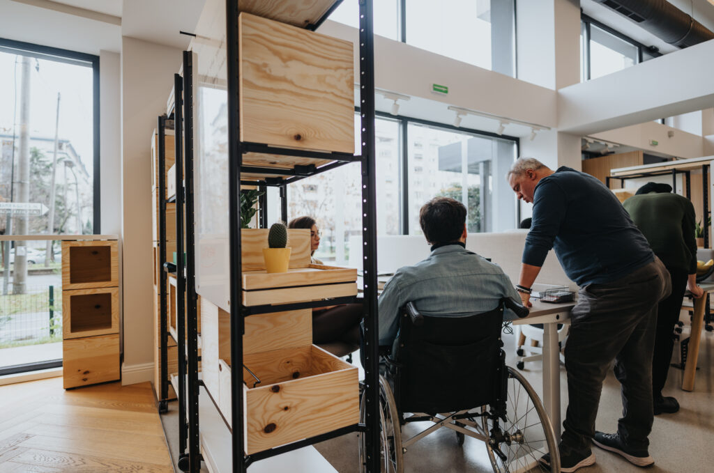 Handicap au travail : 7 questions pour comprendre l’obligation d’adaptation