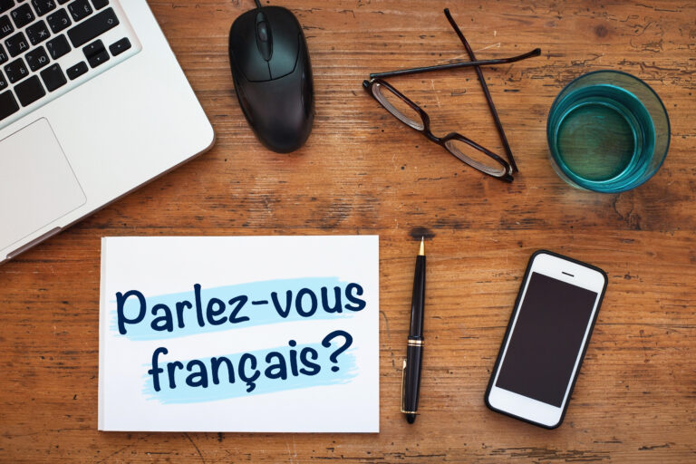 Demander un procès en français