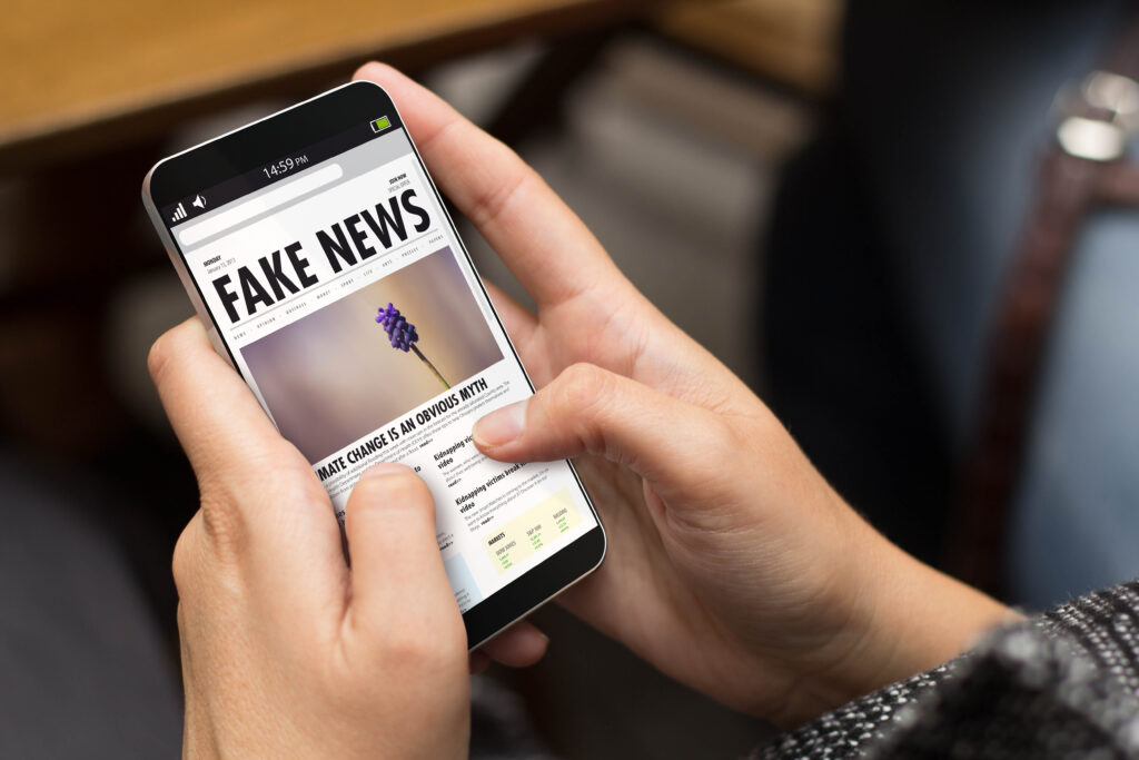 Êtes-vous à l'abri des fake news?