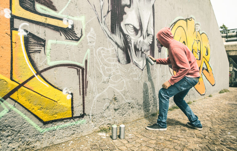 Le graffiti : art ou infraction criminelle?
