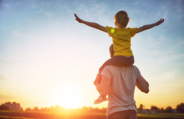 Passer du temps avec son enfant: temps parental, droits de visite et contacts