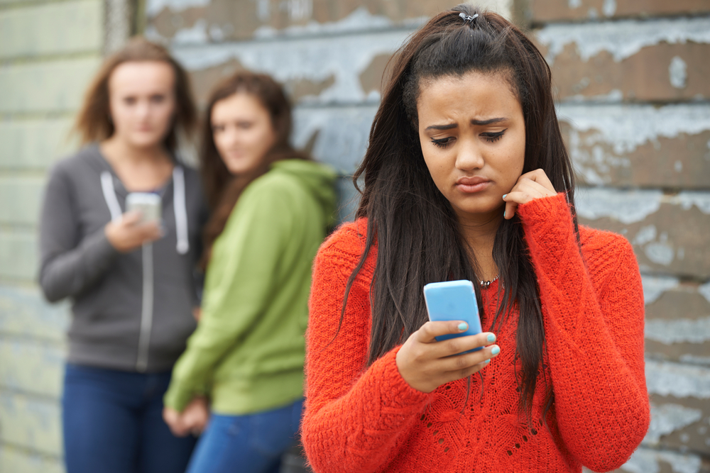 Ados : 5 astuces pour faire face à la cyberintimidation